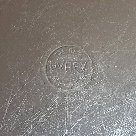 Vintage PYREX Blue Flameware 1940's 7" Skillet #817B w/Glass Handle - Picture 7 of 10